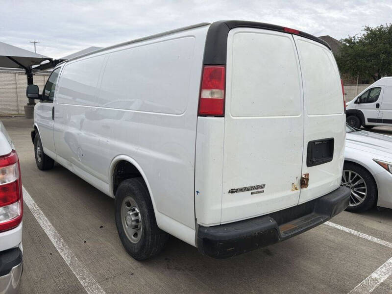 2014 Chevrolet Express 2500