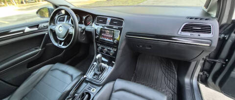 2015 Volkswagen Golf TSI SEL