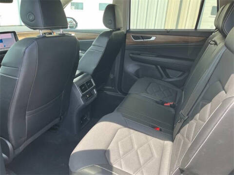 2024 Volkswagen Atlas SE