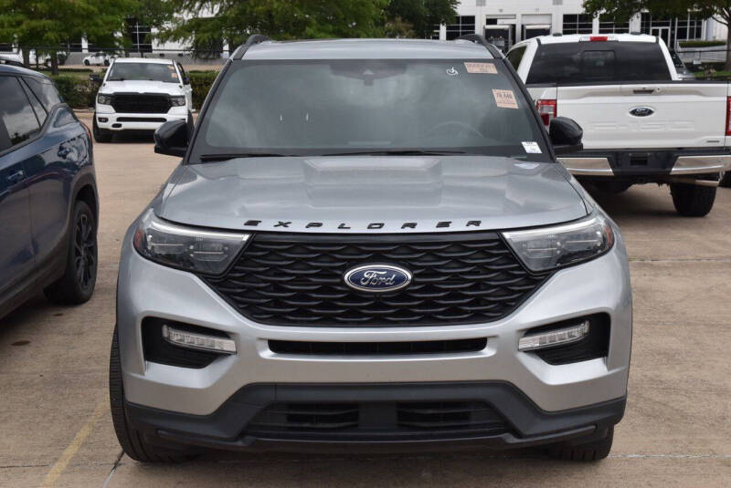 2024 Ford Explorer ST-Line