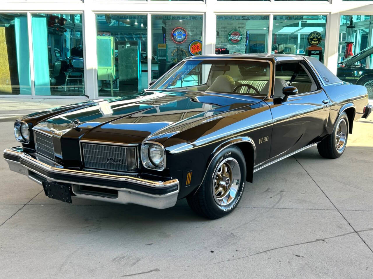1975 Oldsmobile Cutlass 1
