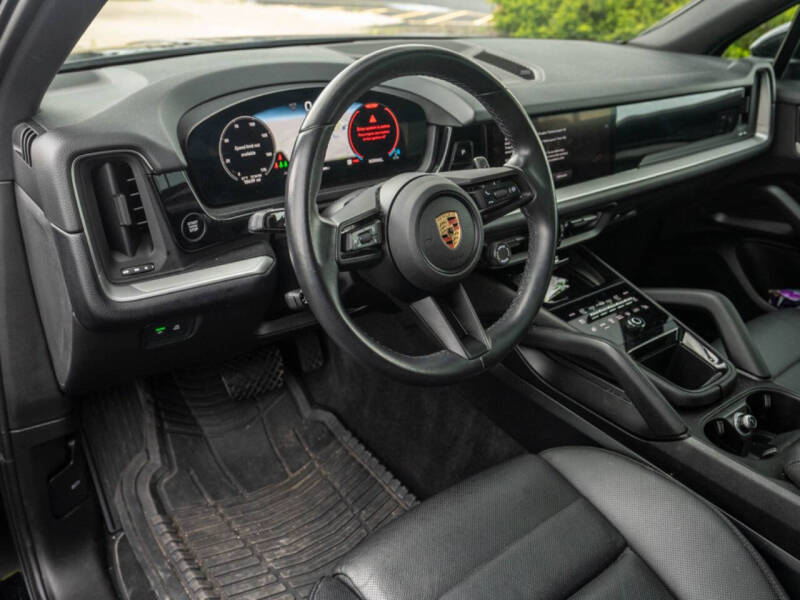 2024 Porsche Cayenne