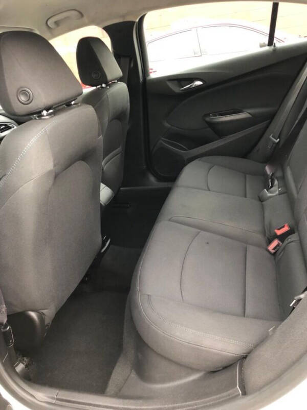 2017 Chevrolet Cruze LT Auto