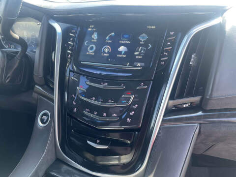 2019 Cadillac Escalade Platinum