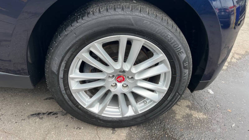 2017 Jaguar F-PACE 35t Prestige