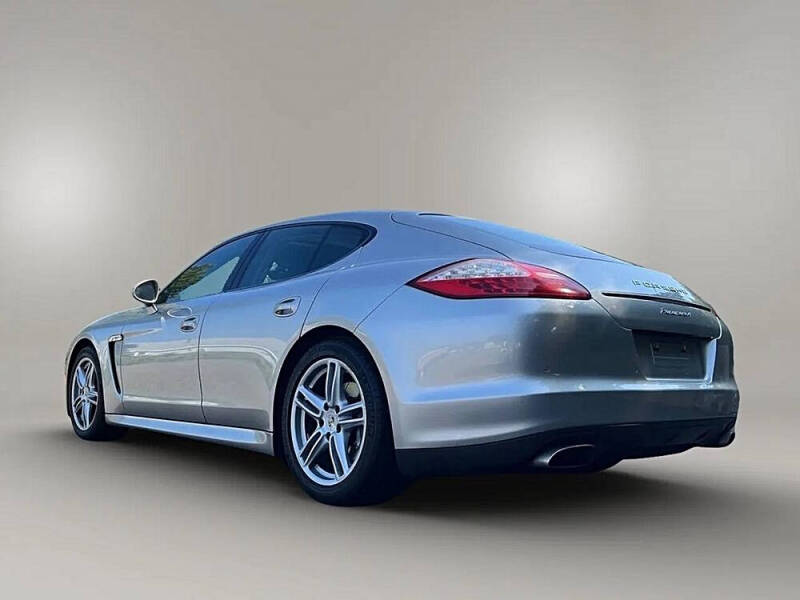 2011 Porsche Panamera