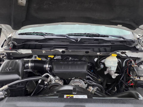 2013 RAM 1500 SLT