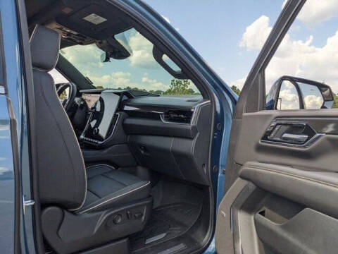 2025 GMC Yukon Elevation