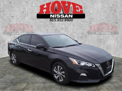 2021 Nissan Altima for sale at HOVE NISSAN INC. in Bradley IL
