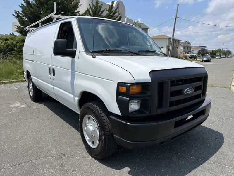 2014 Ford E-Series E-250
