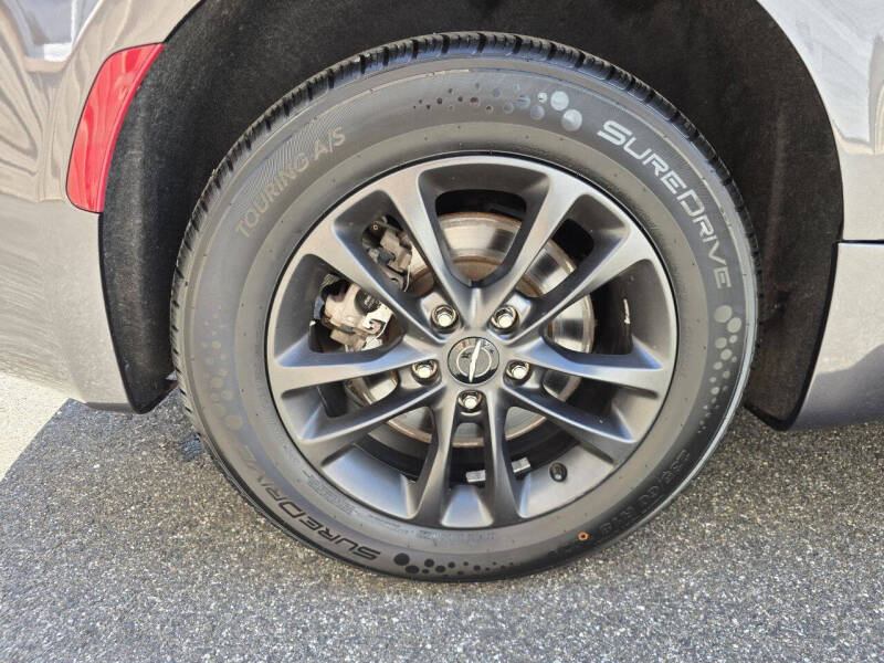 2020 Chrysler Pacifica Launch Edition