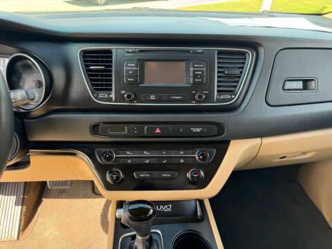 2015 Kia Sedona LX