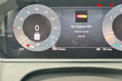 2026 Land Rover Range Rover Velar P250 Dynamic SE