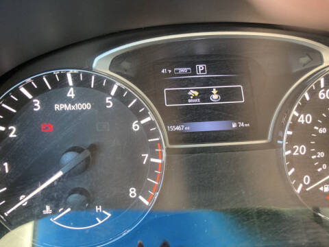 2017 Nissan Pathfinder SV