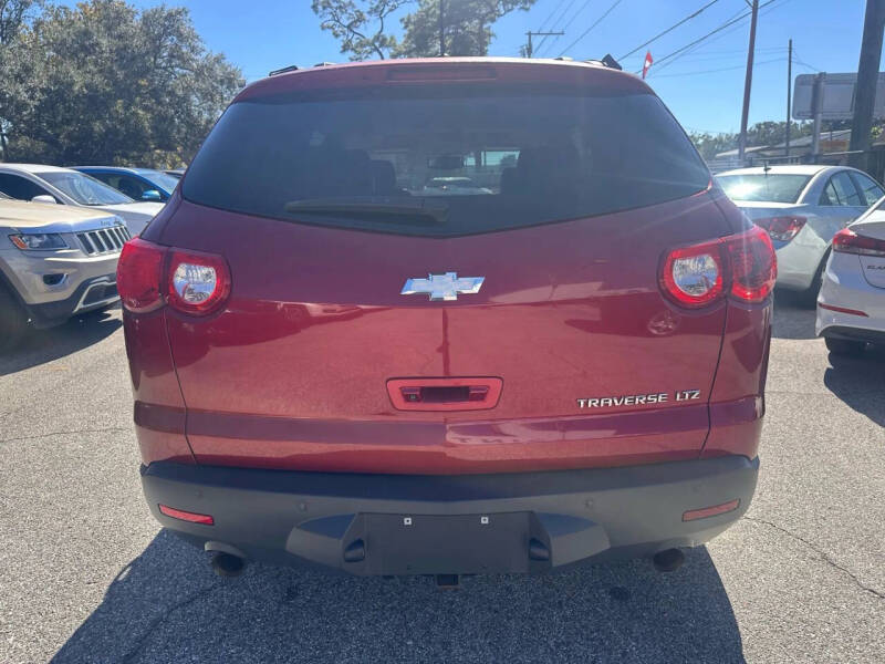 2012 Chevrolet Traverse LTZ