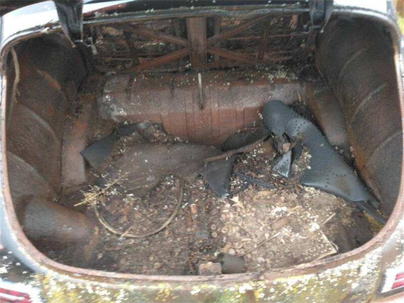 1947 Packard Clipper Delux