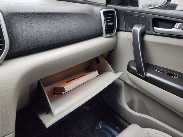 2022 Kia Sportage LX