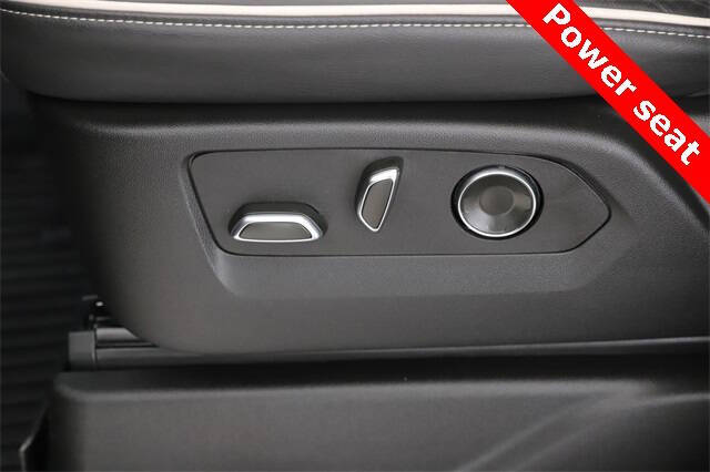 2025 Cadillac Escalade ESV Sport