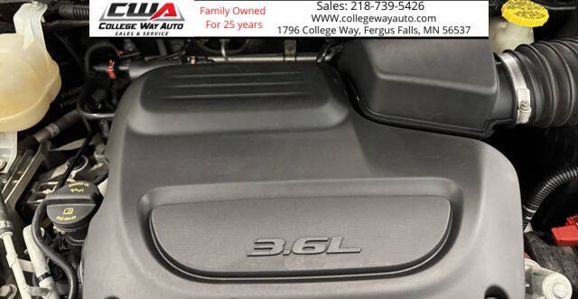 2021 Chrysler Voyager LX