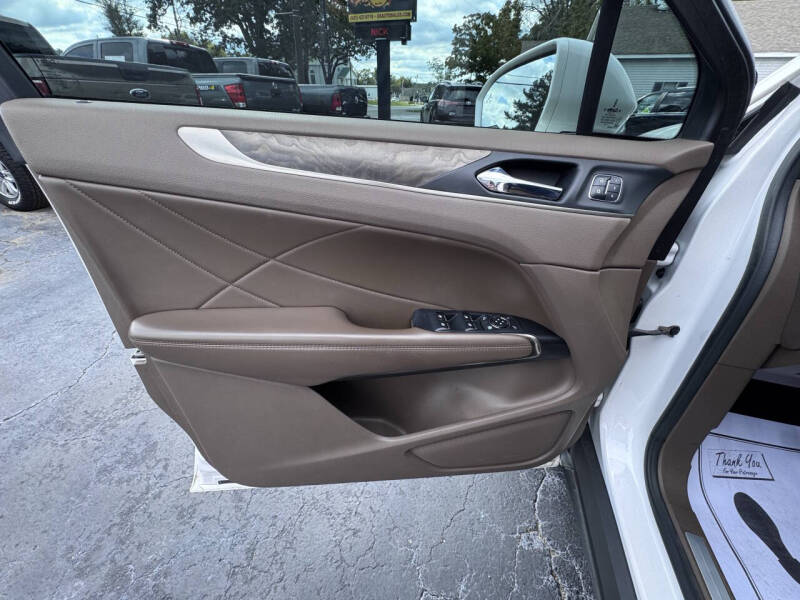 2017 Lincoln MKC Reserve