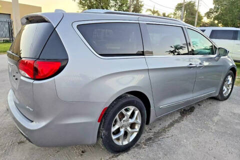 2018 Chrysler Pacifica Limited