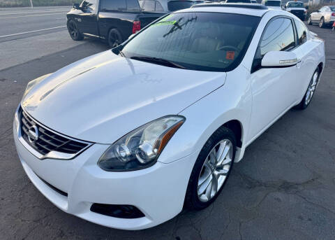 2011 Nissan Altima 3.5 SR