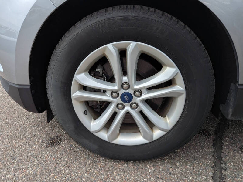 2020 Ford Edge SEL