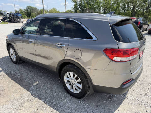 2017 Kia Sorento LX