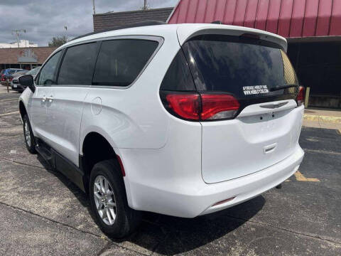 2021 Chrysler Voyager LXi