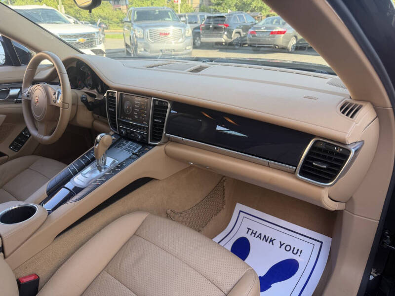 2012 Porsche Panamera