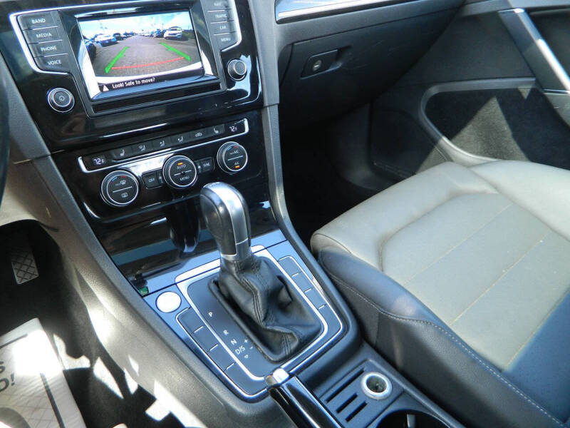 2015 Volkswagen Golf TDI SEL