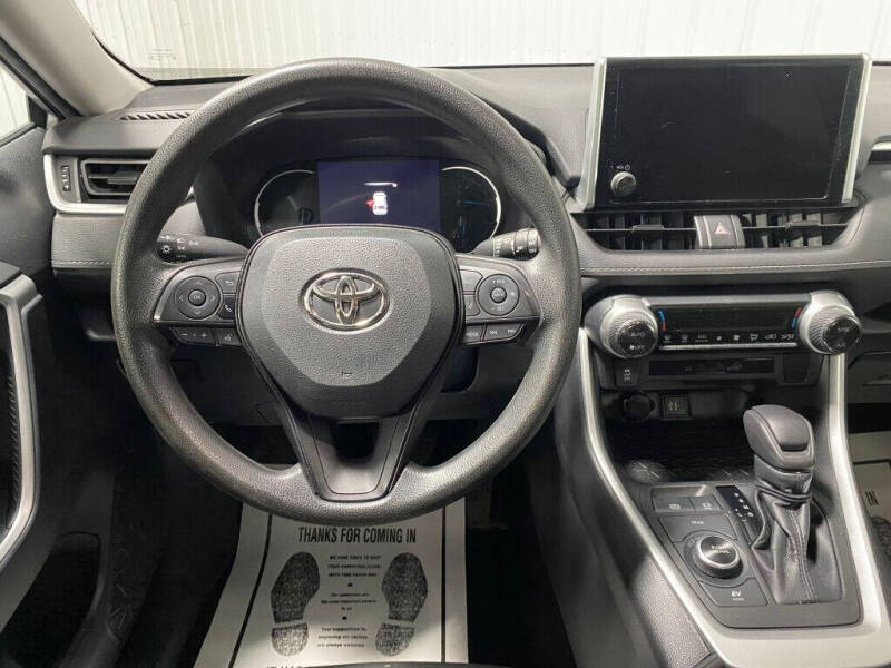 2023 Toyota RAV4 Hybrid XLE