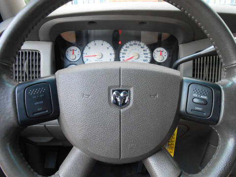 2004 Dodge Ram 1500 SLT