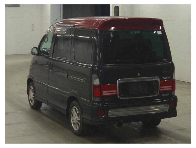 2000 Daihatsu Atrai7