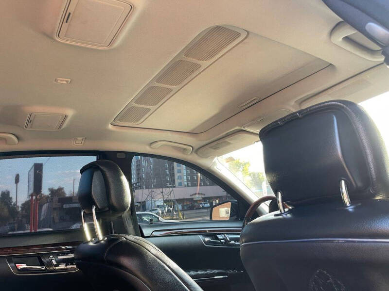 2012 Mercedes-Benz S-Class S 550 4MATIC