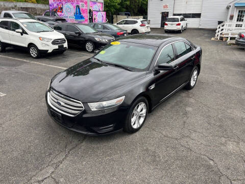 2014 Ford Taurus SEL