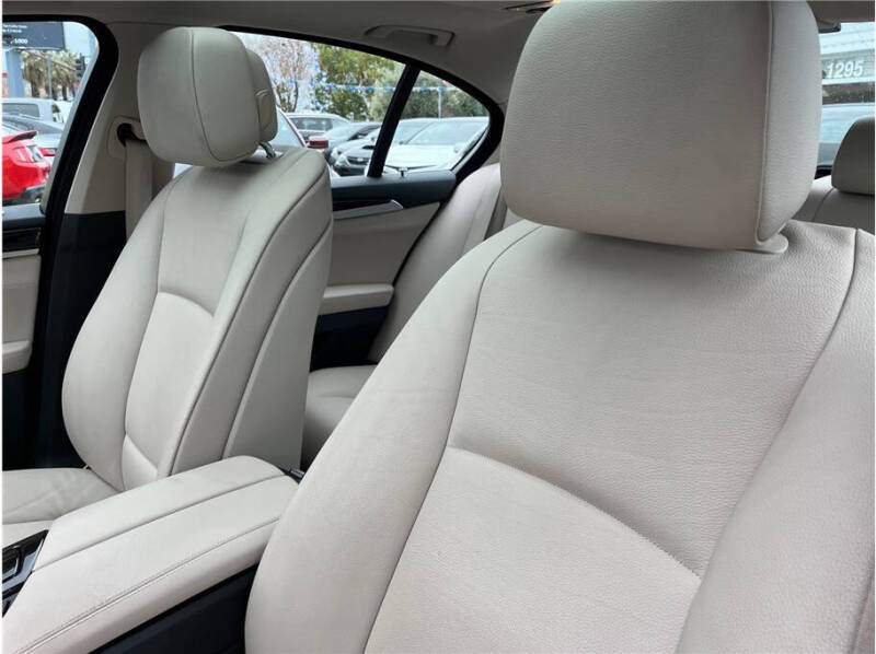 2011 BMW 5 Series 535i