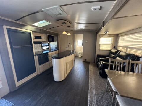 2018 Winnebago Winnie Plus 27RBDS