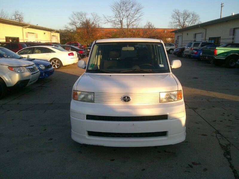 2005 Scion xB