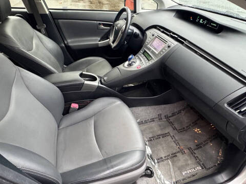 2013 Toyota Prius Five