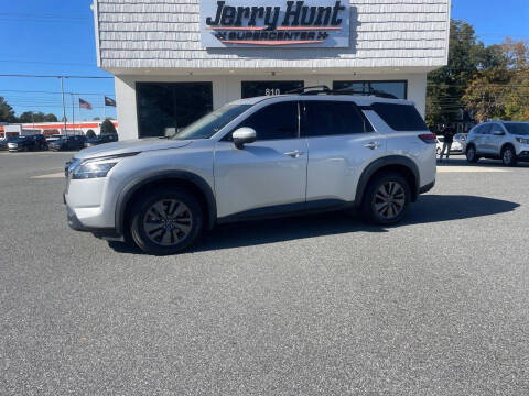 2022 Nissan Pathfinder for sale at Jerry Hunt Supercenter in Lexington NC