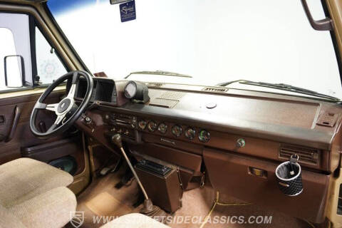 1982 Volkswagen Vanagon Camper