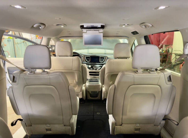 2019 Chrysler Pacifica Touring L
