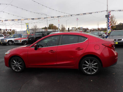 2018 Mazda MAZDA3 Touring