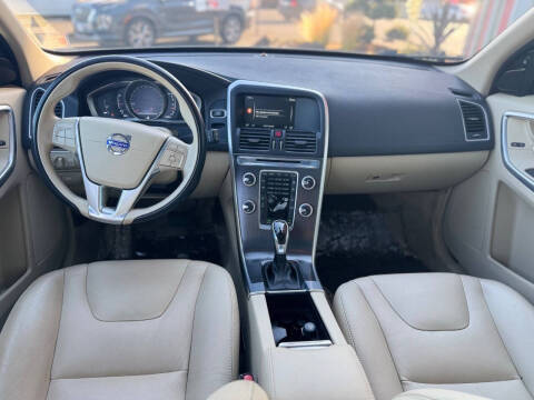 2016 Volvo XC60 T5 Premier