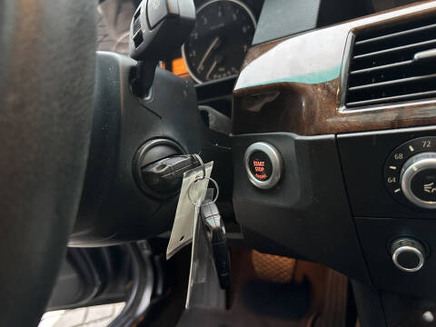 2009 BMW 5 Series 528i xDrive