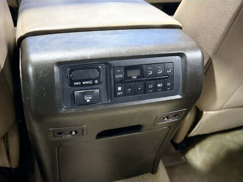 2008 Toyota Sequoia Platinum