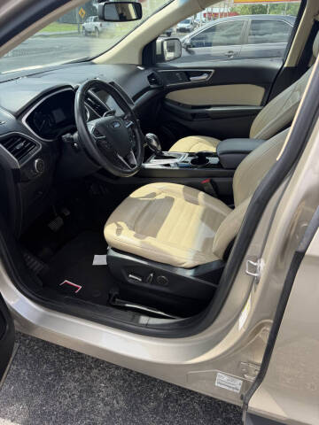 2017 Ford Edge SEL