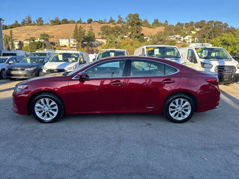 2013 Lexus ES 300h