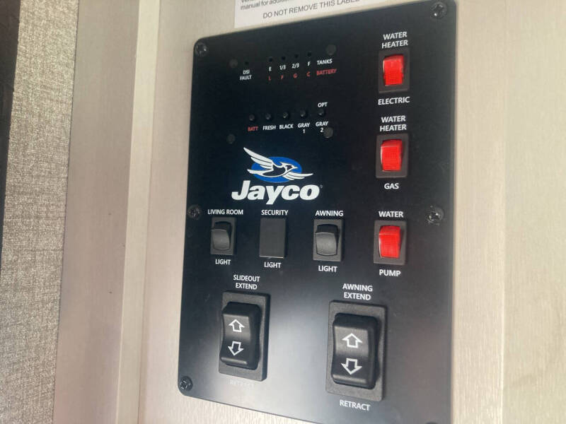 2021 Jayco Jay  Feather X23E